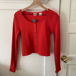 Red Levi’s Top Size Medium